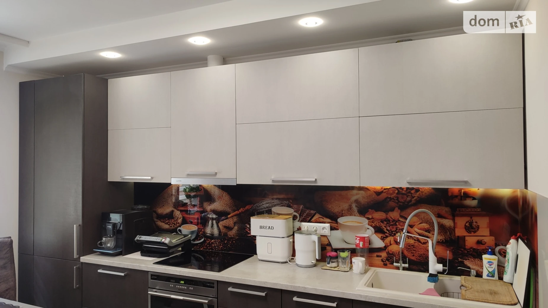 Продається 3-кімнатна квартира 91.2 кв. м у Києві, просп. Василя Порика, 7Б - фото 2