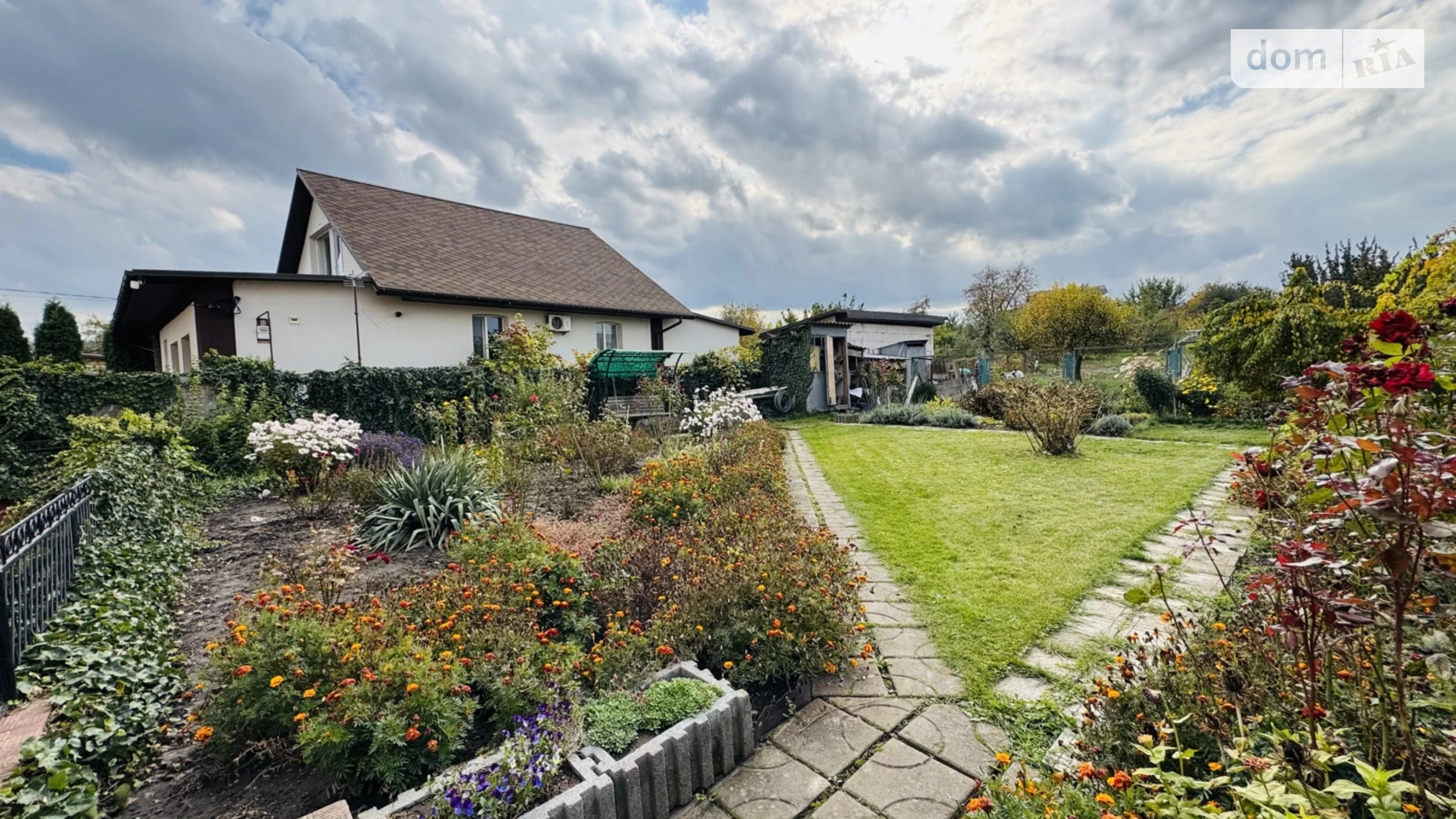 Продается дом на 2 этажа 180 кв. м с камином, цена: 255000 $ - фото 5