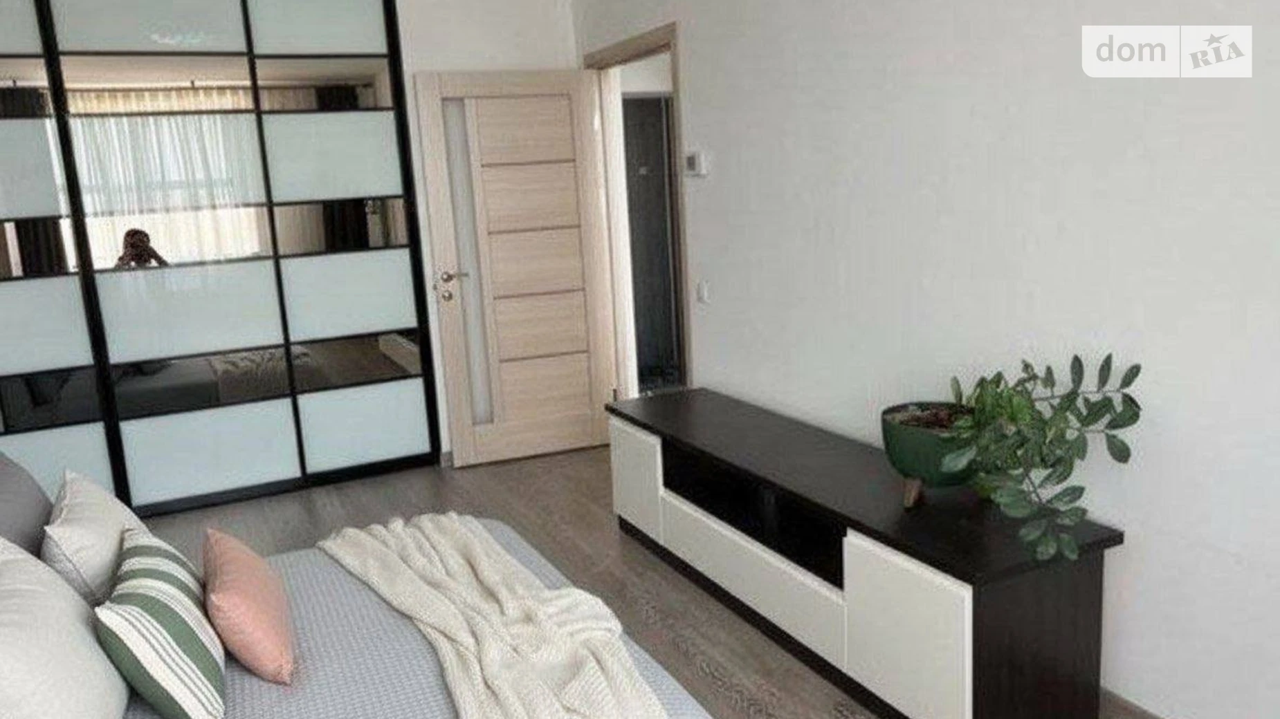 Сдается в аренду 1-комнатная квартира 43 кв. м в Черновцах, ул. Воробкевича Сидора - фото 4