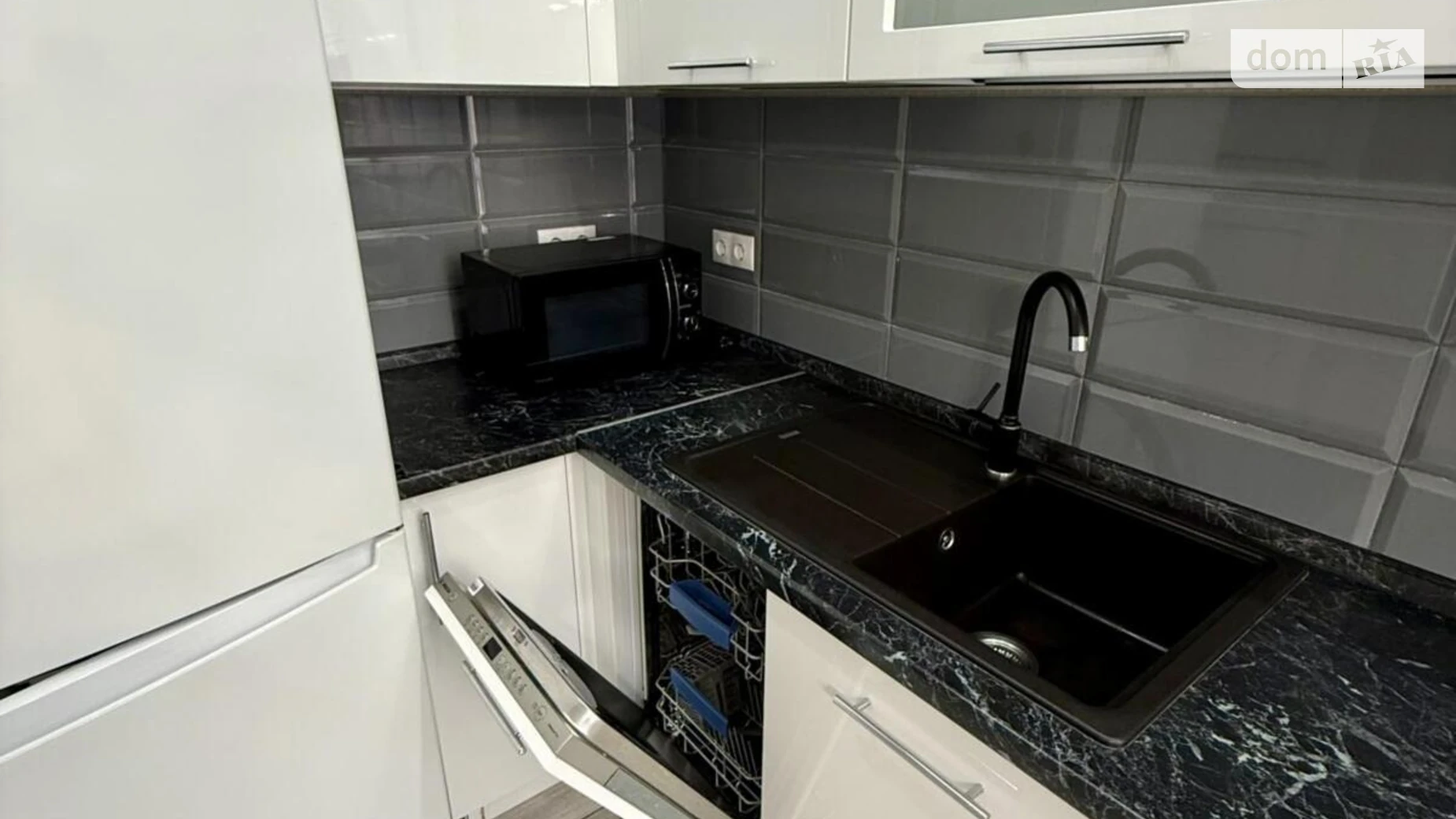 Продается 2-комнатная квартира 67 кв. м в Одессе, бул. Французский, 60Г - фото 5