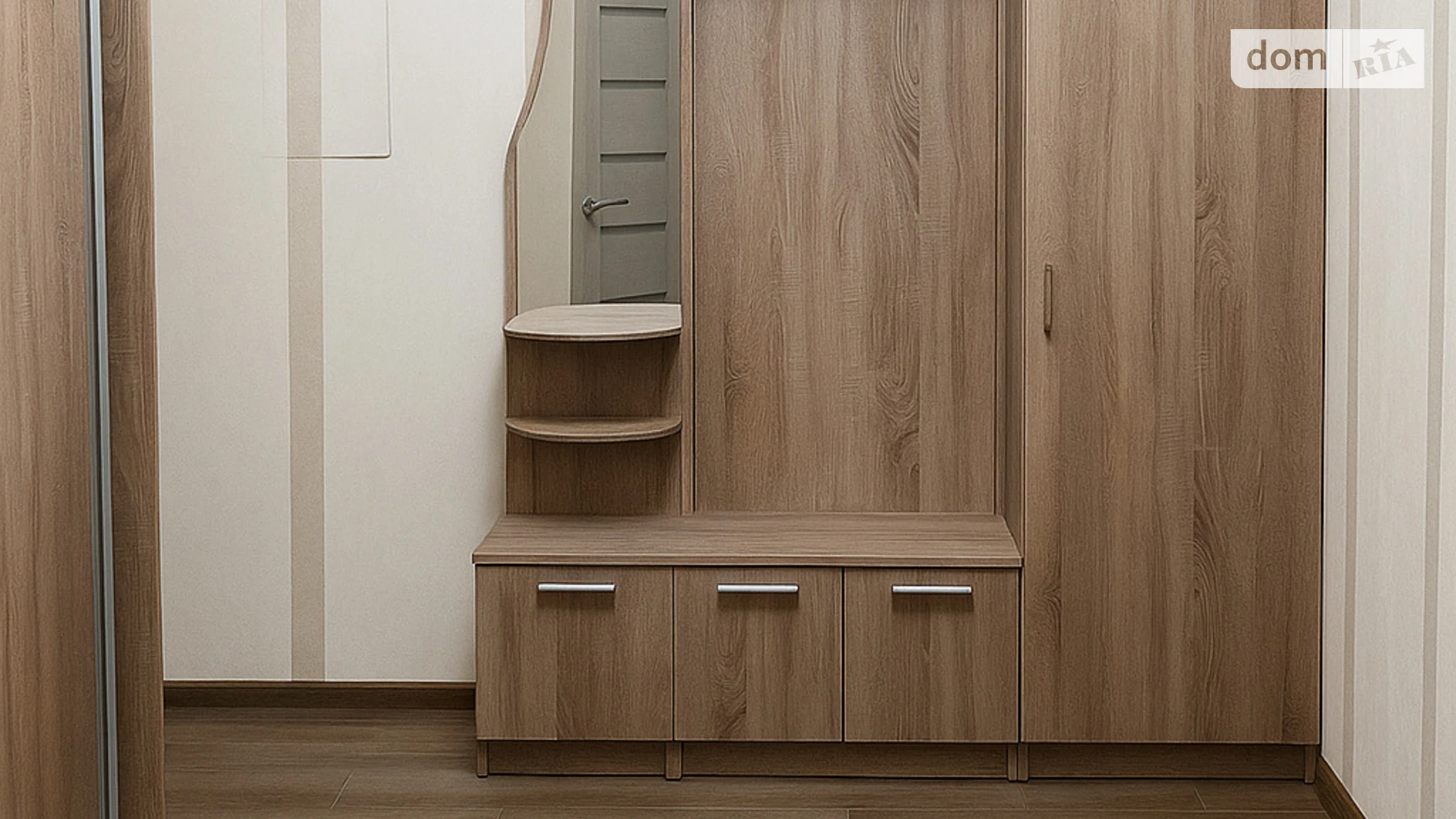 Продается 1-комнатная квартира 50 кв. м в Киеве, ул. Драгоманова, 2А - фото 5