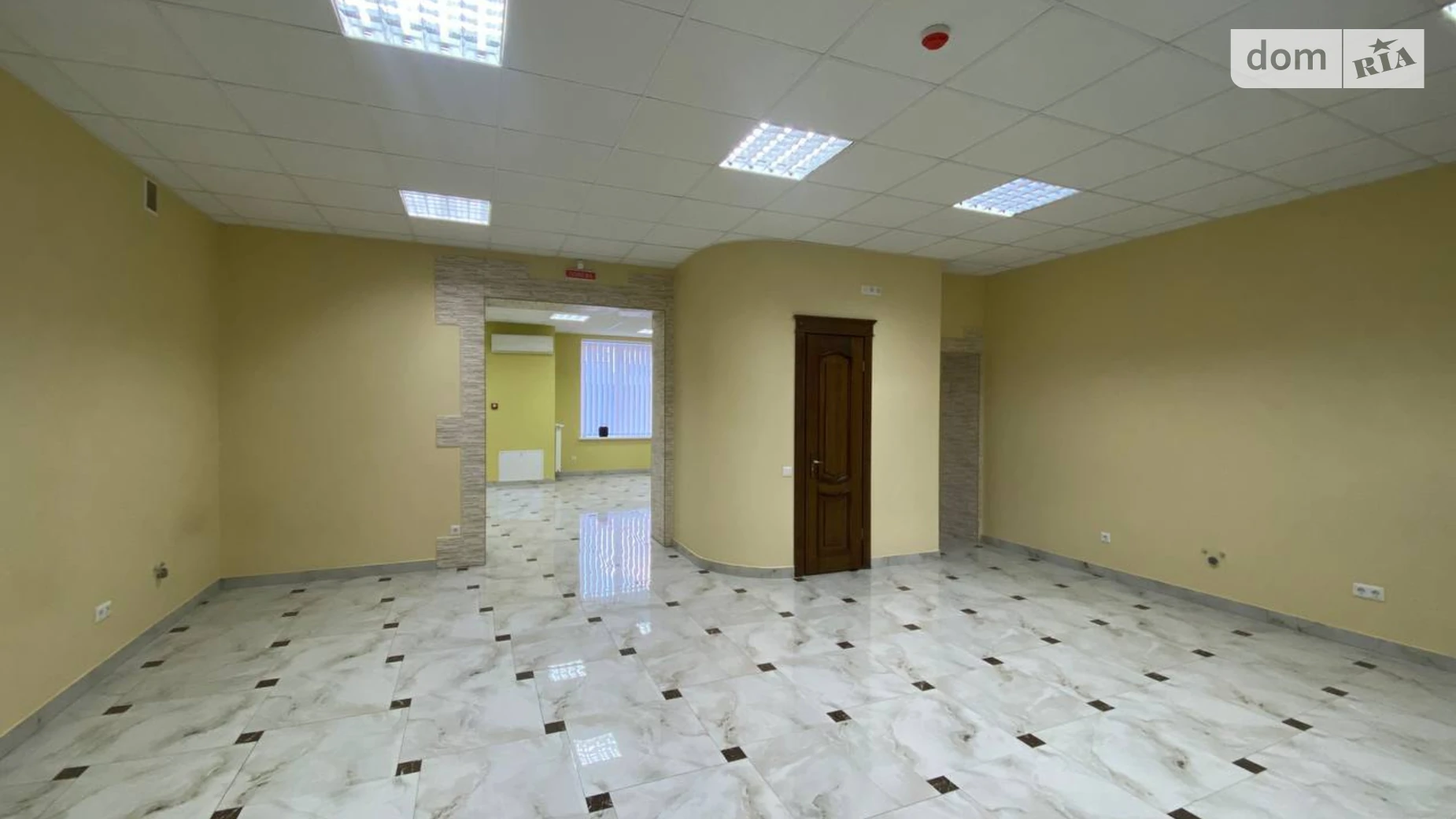 Здається в оренду приміщення вільного призначення 110 кв. м в 11-поверховій будівлі, цена: 40000 грн - фото 3