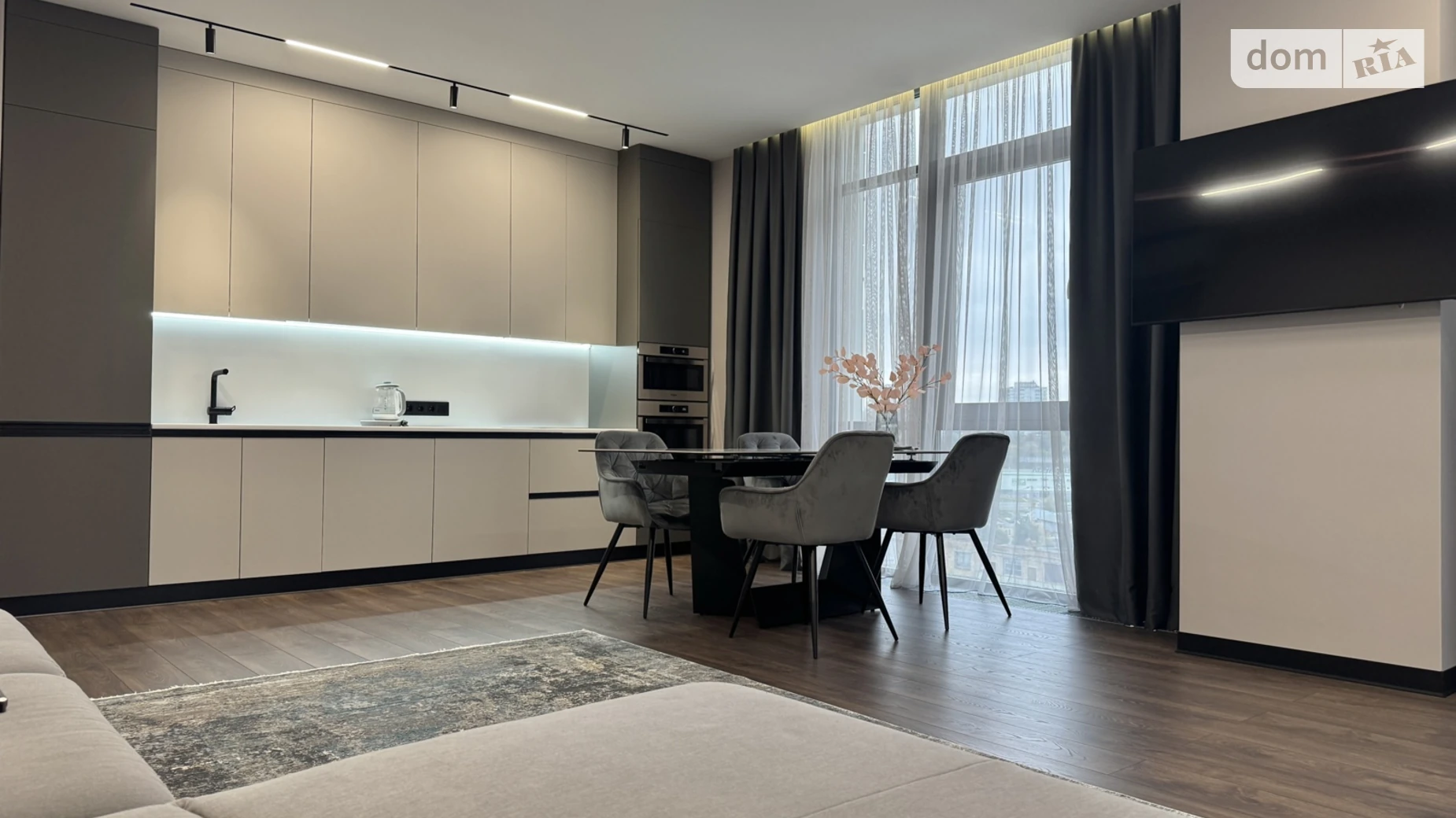 Сдается в аренду 2-комнатная квартира 108 кв. м в Киеве, ул. Андрея Верхогляда(Драгомирова), 17В - фото 2