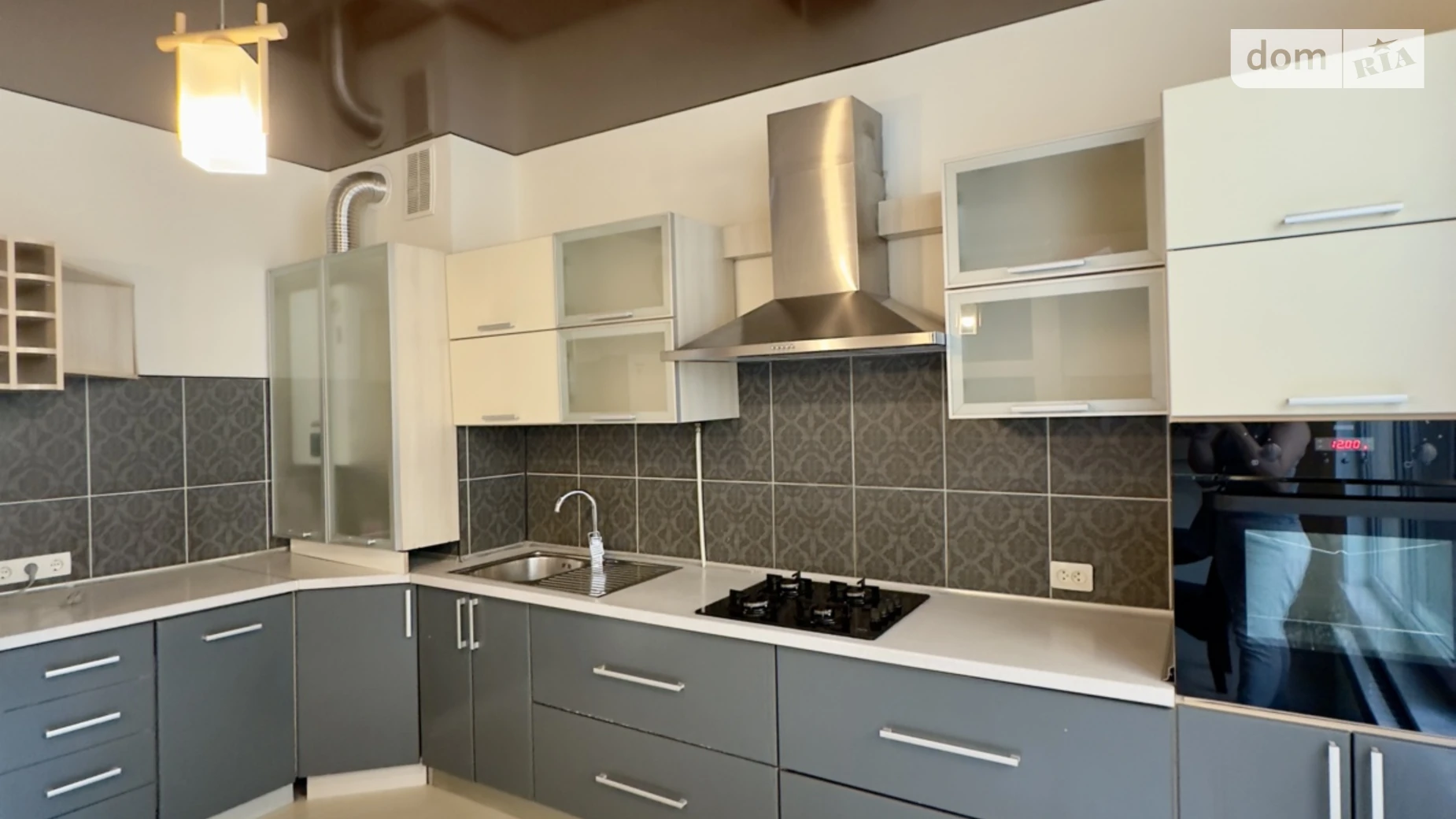 Продается дом на 2 этажа 135 кв. м с беседкой, цена: 170000 $ - фото 2