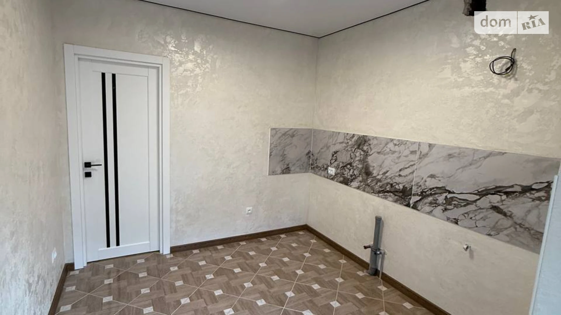 Продається 1-кімнатна квартира 42 кв. м у Хмельницькому, цена: 51800 $ - фото 4