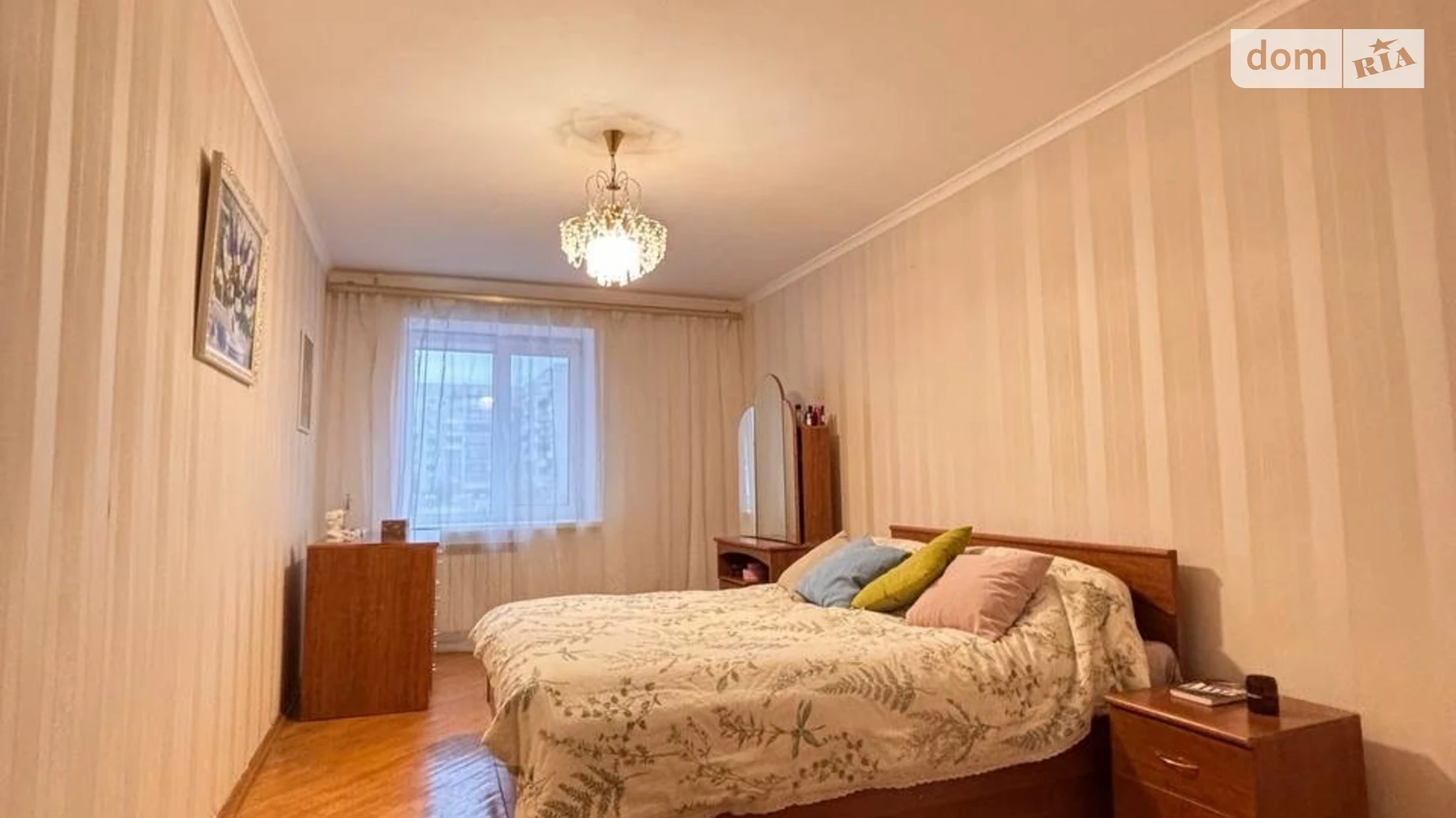 Продається 3-кімнатна квартира 92.2 кв. м у Броварах, вул. Харківська(Декабристів), 44 - фото 2