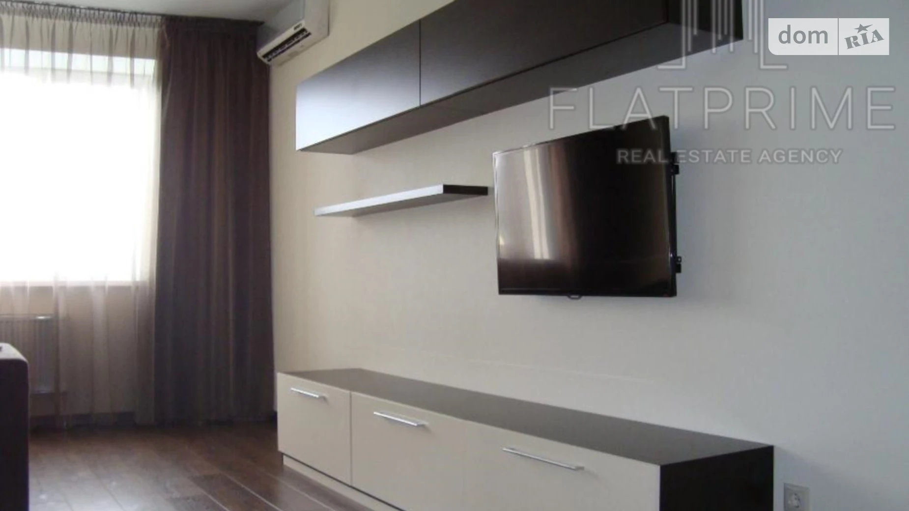 Продается 1-комнатная квартира 49 кв. м в Киеве, ул. Анны Ахматовой, 28 - фото 3