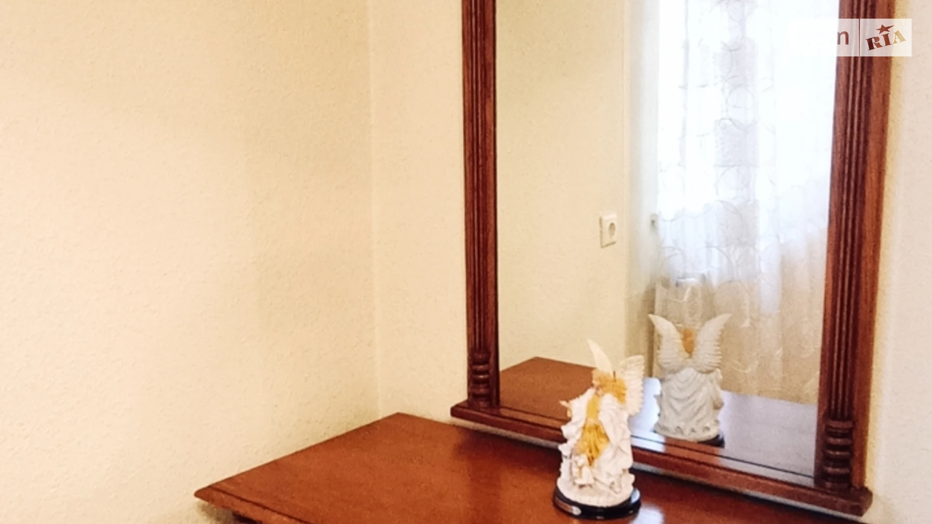 Продается дом на 2 этажа 104 кв. м с гаражом, цена: 120000 $ - фото 4