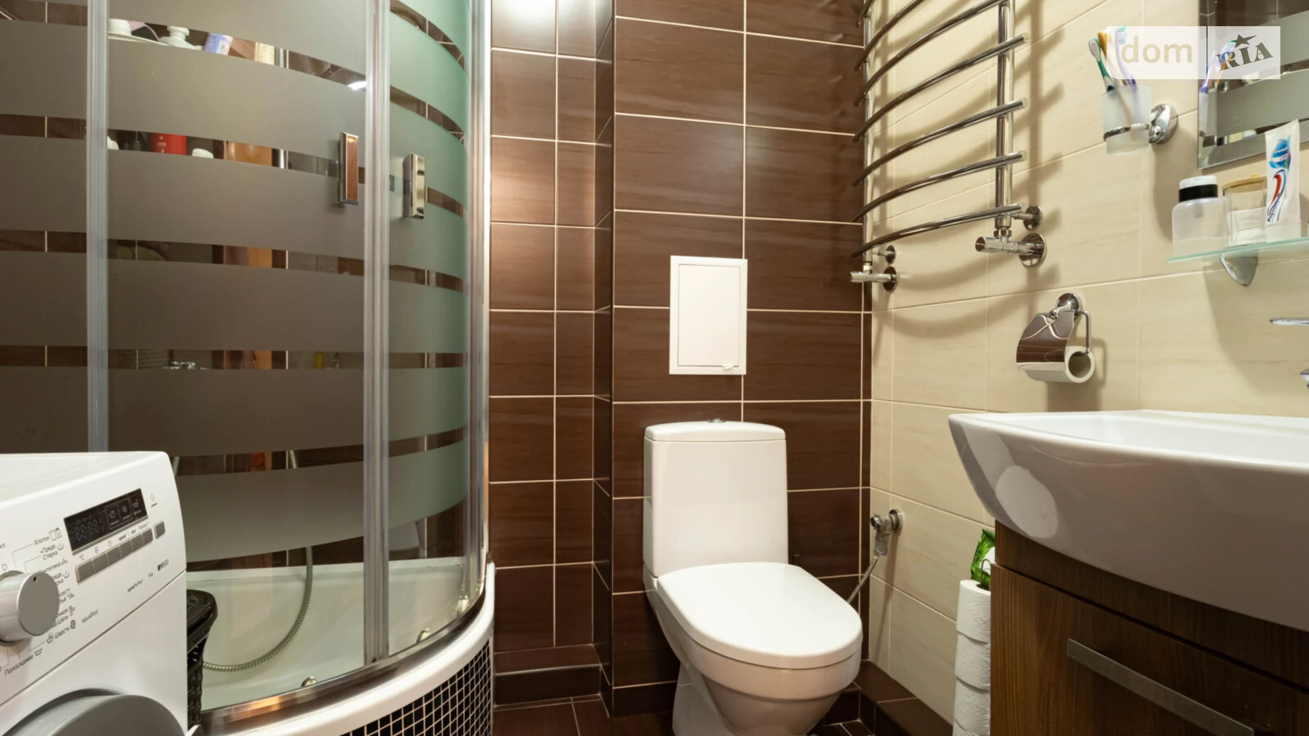 Продается 4-комнатная квартира 134.3 кв. м в Ровно, ул. Буковинская, 3 - фото 2