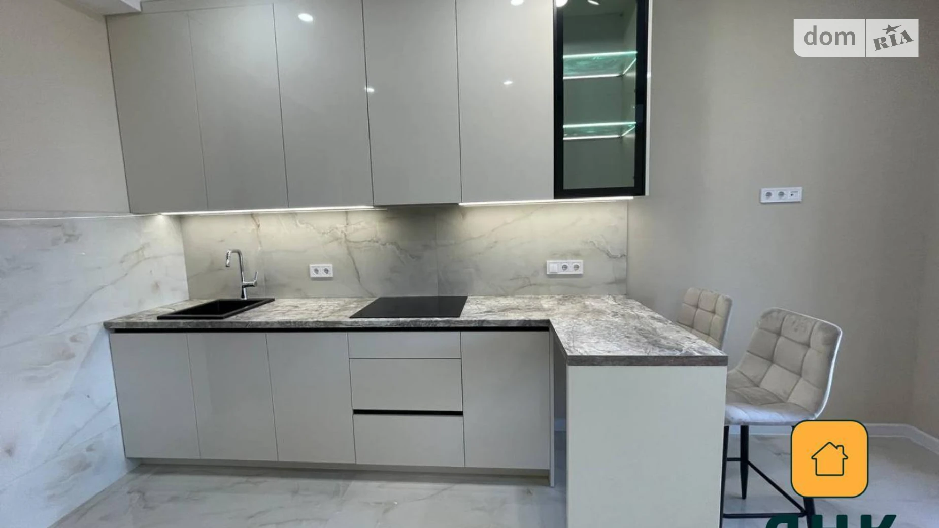 Продается 1-комнатная квартира 45 кв. м в Одессе, пров. Курортный, 2 - фото 2