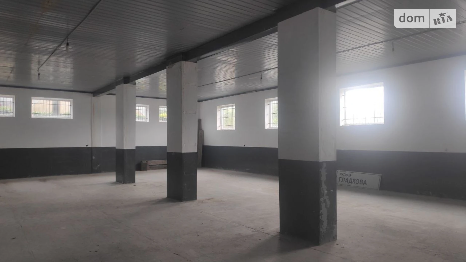 Сдается в аренду помещения свободного назначения 210 кв. м в 1-этажном здании, цена: 42000 грн - фото 2