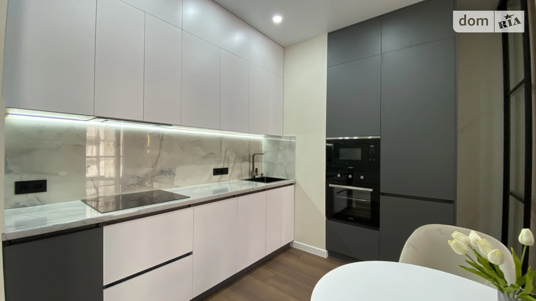 Продается 1-комнатная квартира 43 кв. м в Одессе, Фонтанская дор. - фото 3