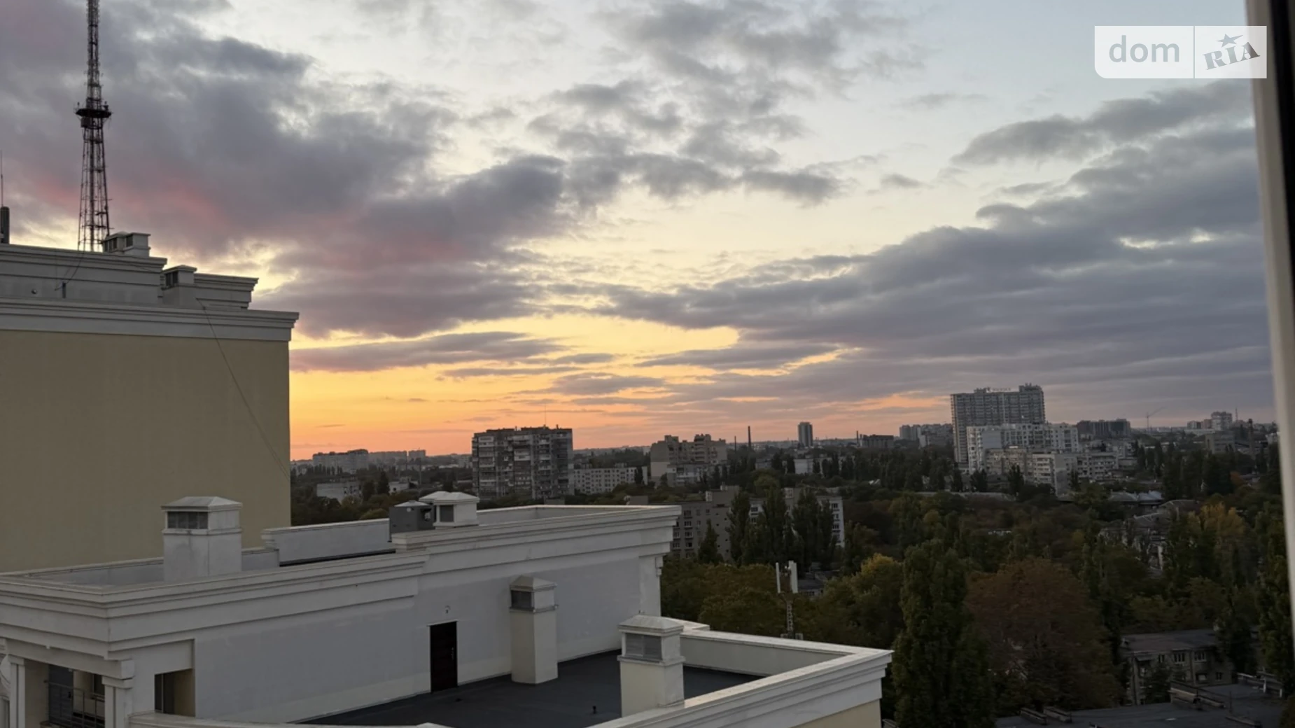 Продается 1-комнатная квартира 49 кв. м в Одессе, вул. Армейская, 11/1 - фото 3