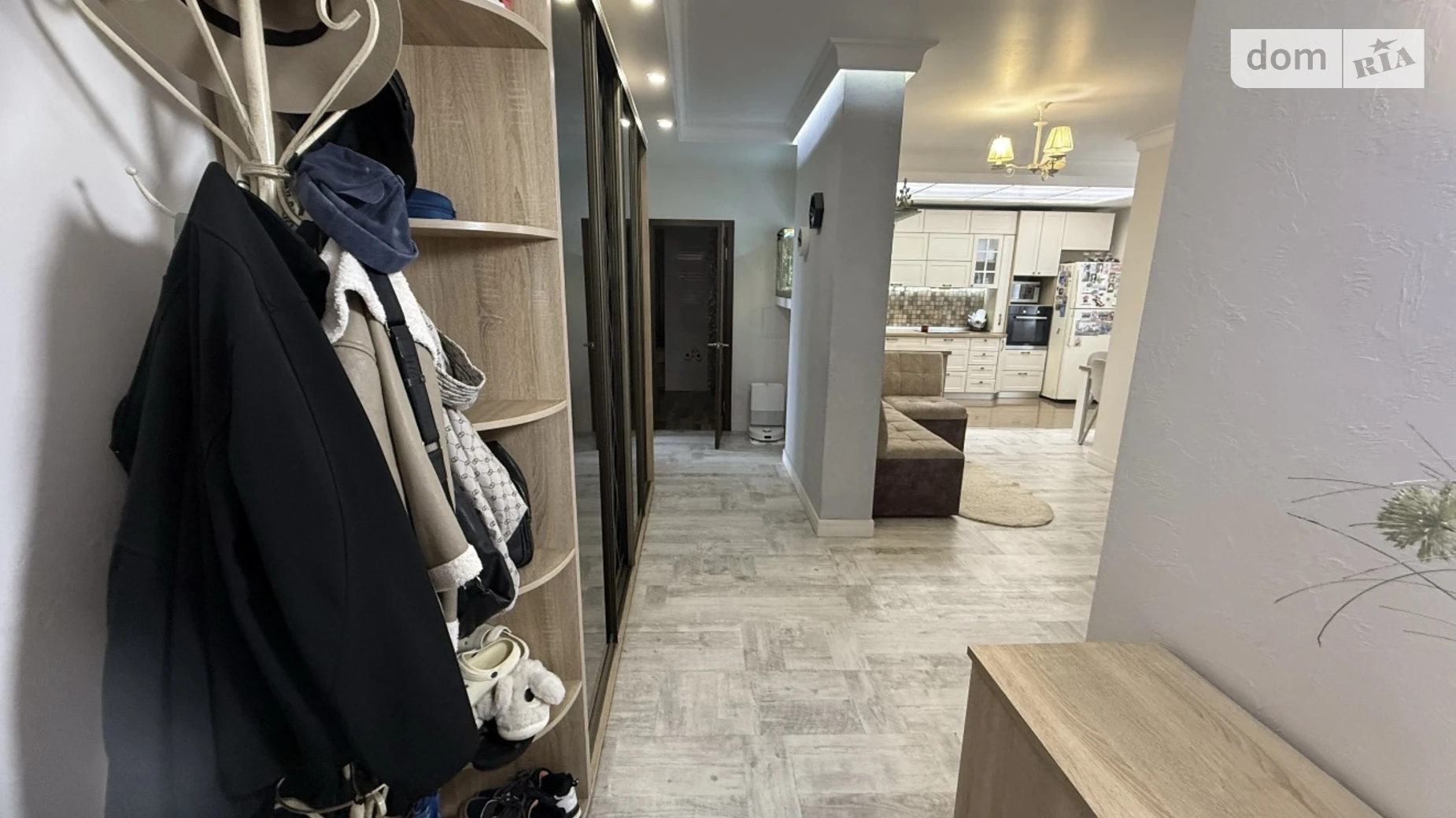 Продається 2-кімнатна квартира 69 кв. м у Одесі, мас. Радужний, 15/4 - фото 2