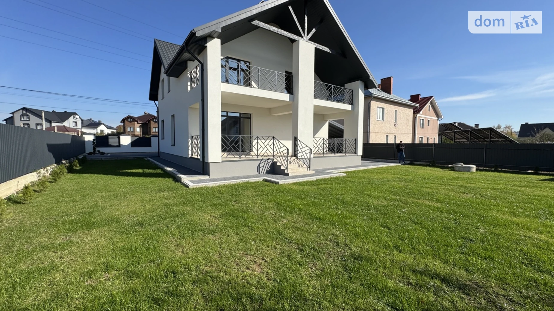 Продается дом на 2 этажа 221 кв. м с мебелью, цена: 230000 $ - фото 2