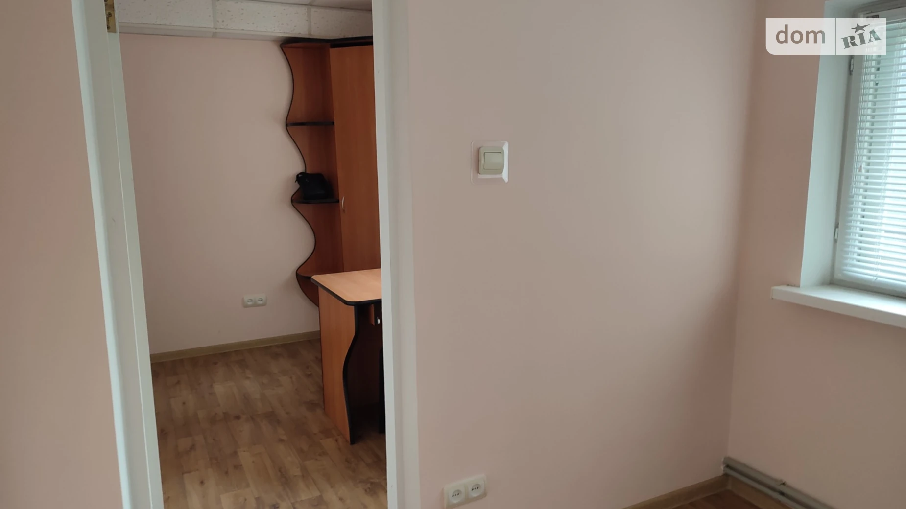 Сдается в аренду офис 44 кв. м в бизнес-центре, цена: 11000 грн - фото 2