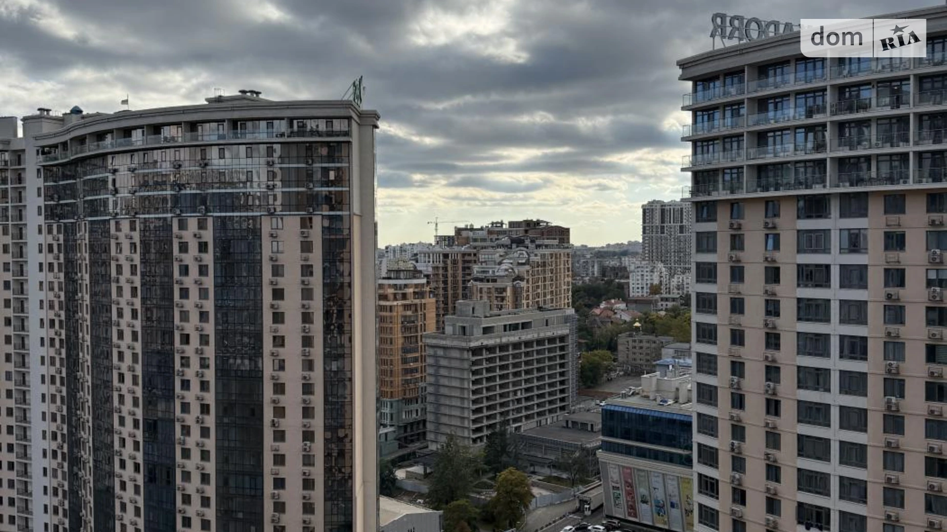 Продается 1-комнатная квартира 49.8 кв. м в Одессе, ул. Генуэзская, 1/1 - фото 4