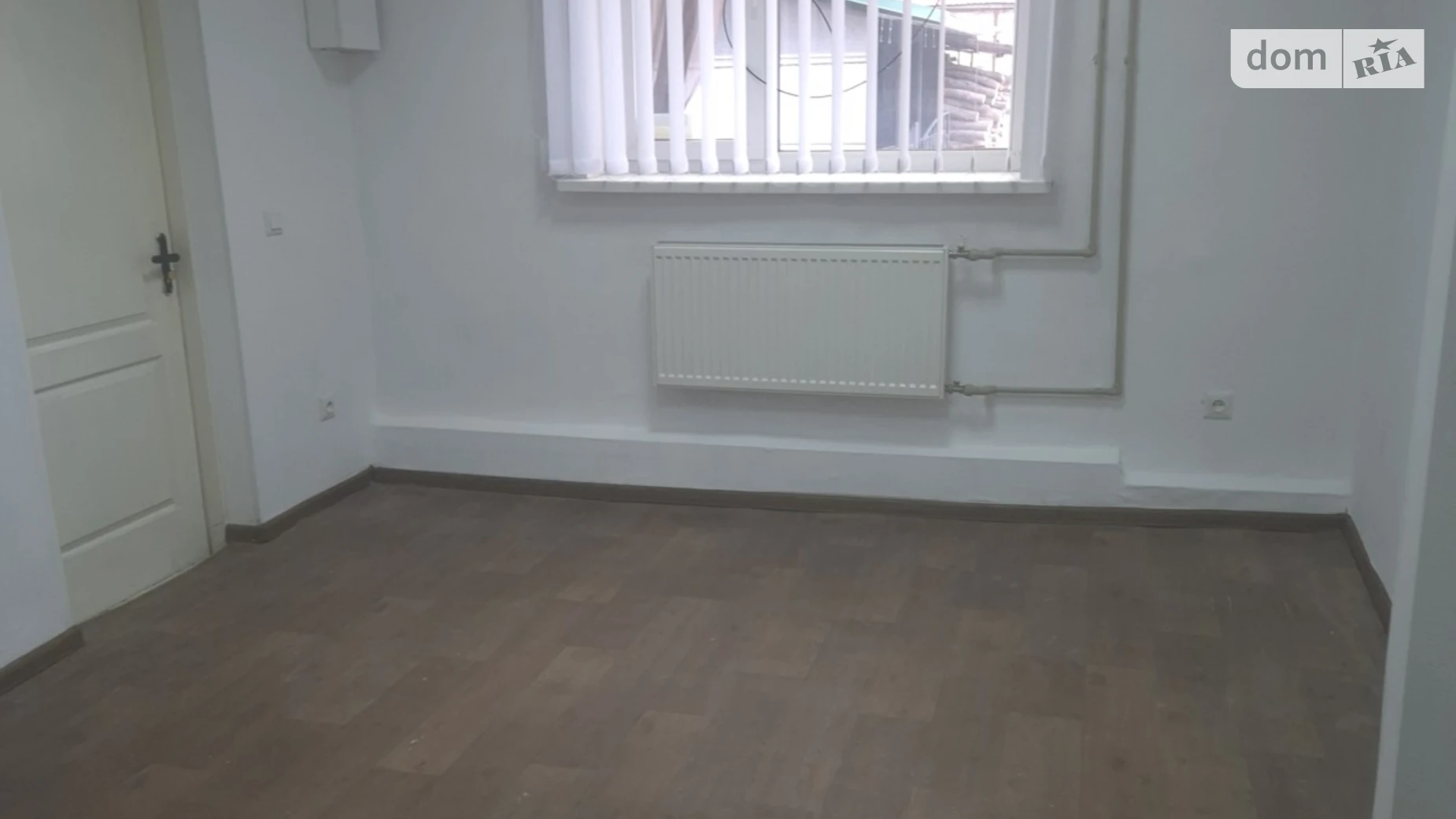 Сдается в аренду офис 18 кв. м в бизнес-центре, цена: 4700 грн - фото 2