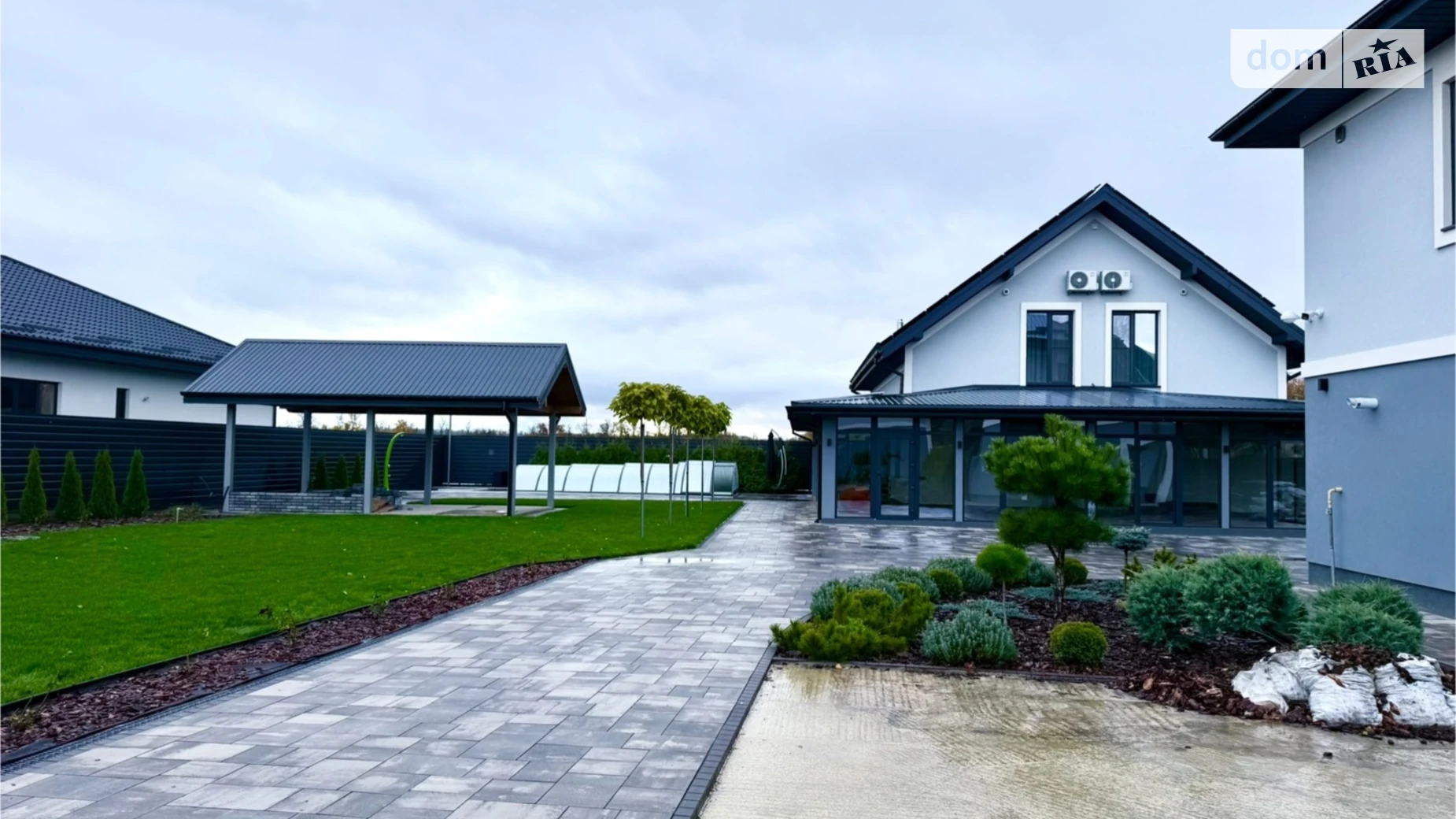 Сдается в аренду дом на 3 этажа 300 кв. м с бассейном, цена: 3000 $ - фото 3