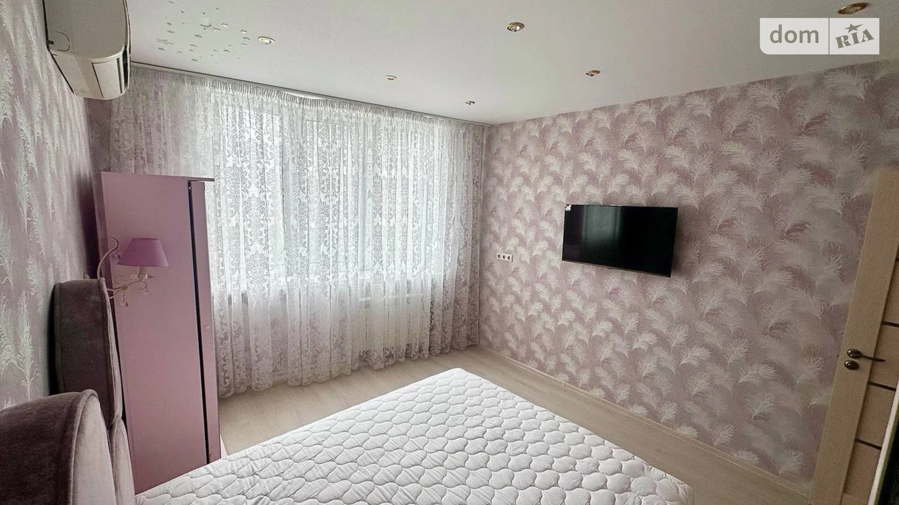 Продается 1-комнатная квартира 56.4 кв. м в Киеве, ул. Анны Ахматовой, 30 - фото 3