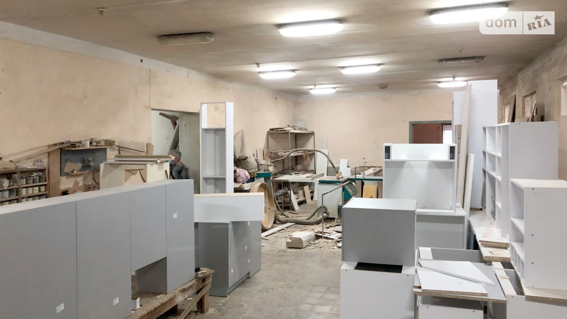 Продается помещения свободного назначения 542 кв. м в 2-этажном здании, цена: 198000 $ - фото 2