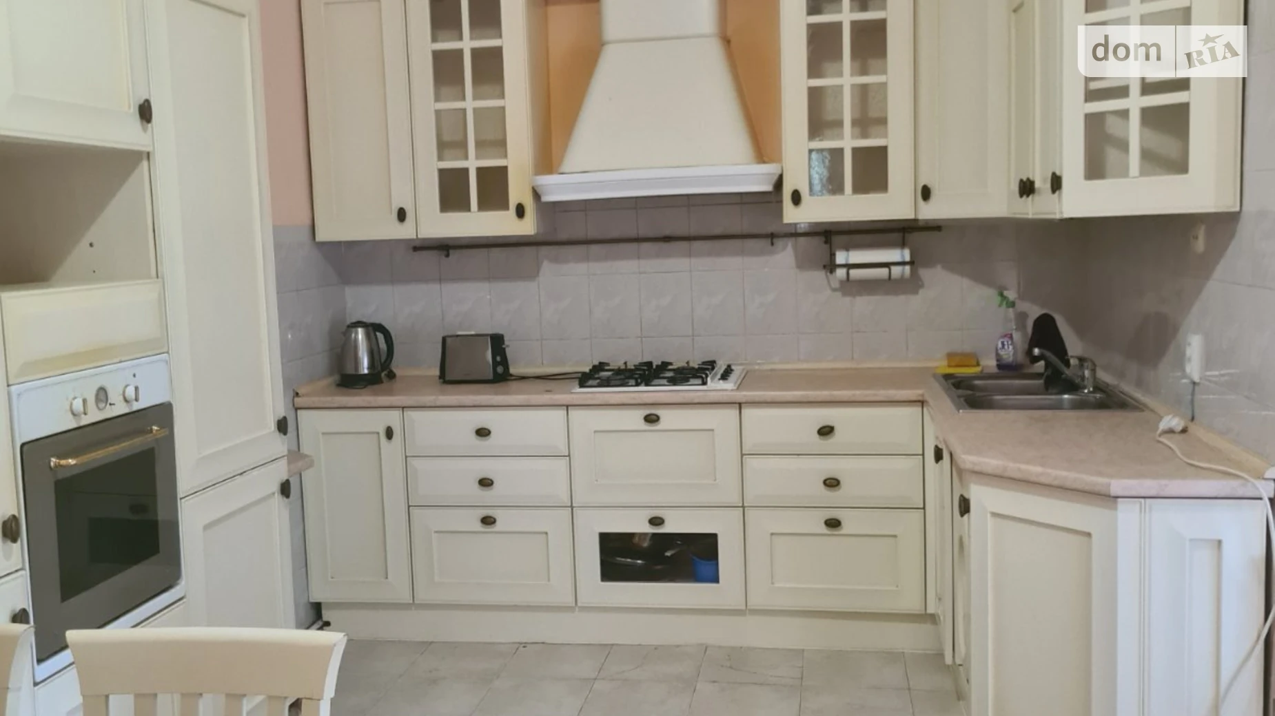 Сдается в аренду офис 75 кв. м в бизнес-центре, цена: 700 $ - фото 2
