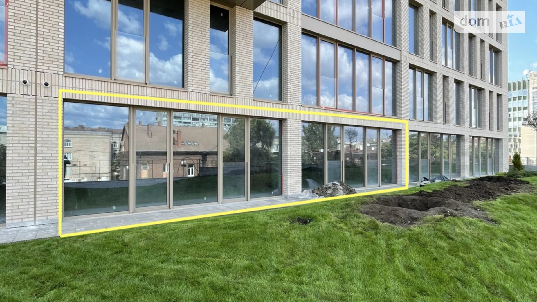 Здається в оренду приміщення вільного призначення 105 кв. м в 12-поверховій будівлі, цена: 1050 $ - фото 2