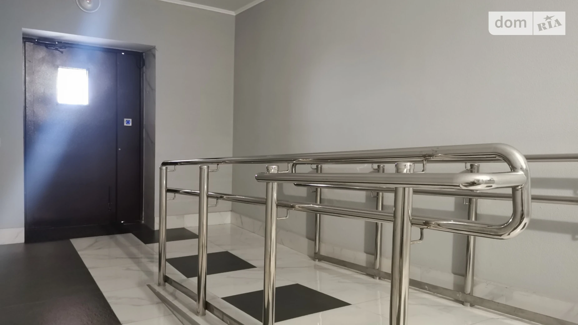 Продается 1-комнатная квартира 39.8 кв. м в Чернигове, ул. Независимости, 21 - фото 3