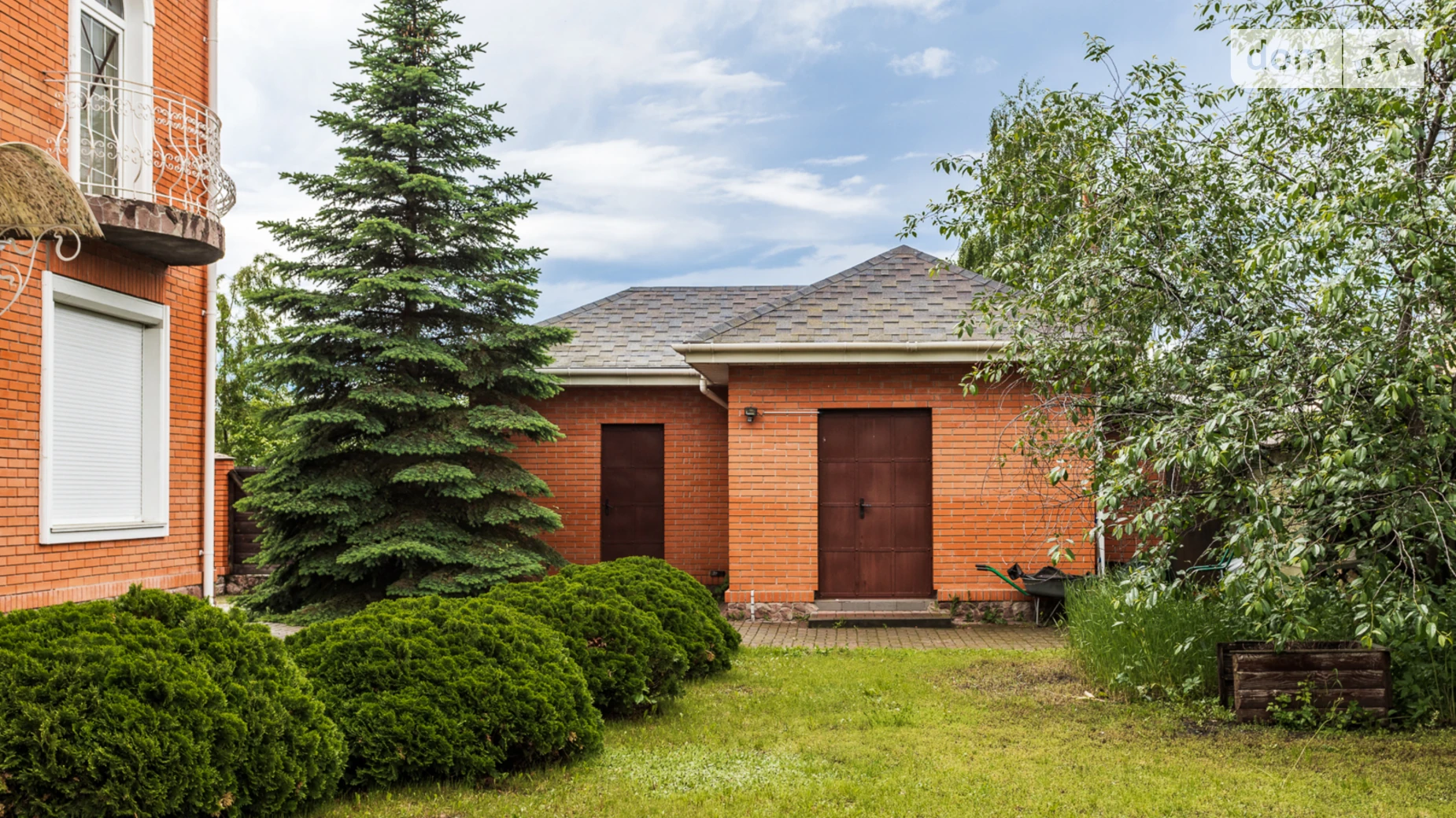 Продается дом на 2 этажа 395.4 кв. м с мансардой, цена: 270000 $ - фото 3