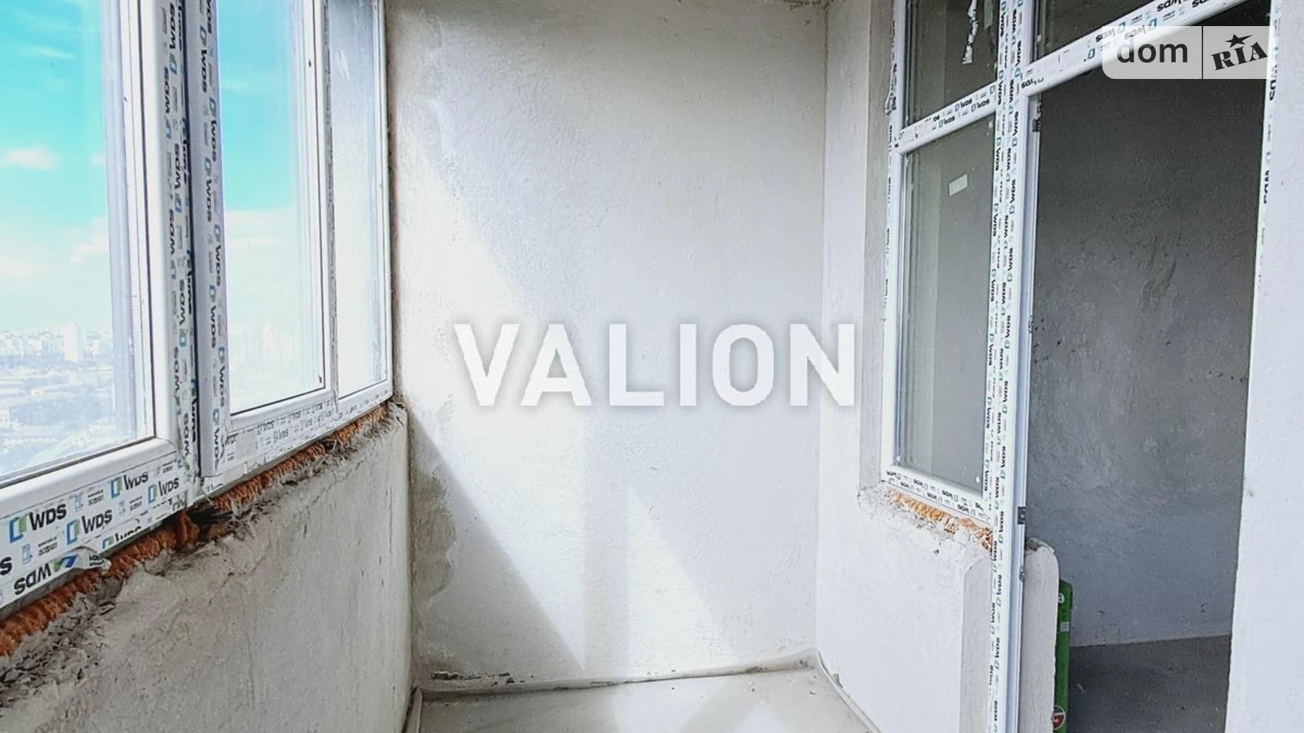 Продается 4-комнатная квартира 137.1 кв. м в Киеве, ул. Владимира Сосюры, 6 - фото 2