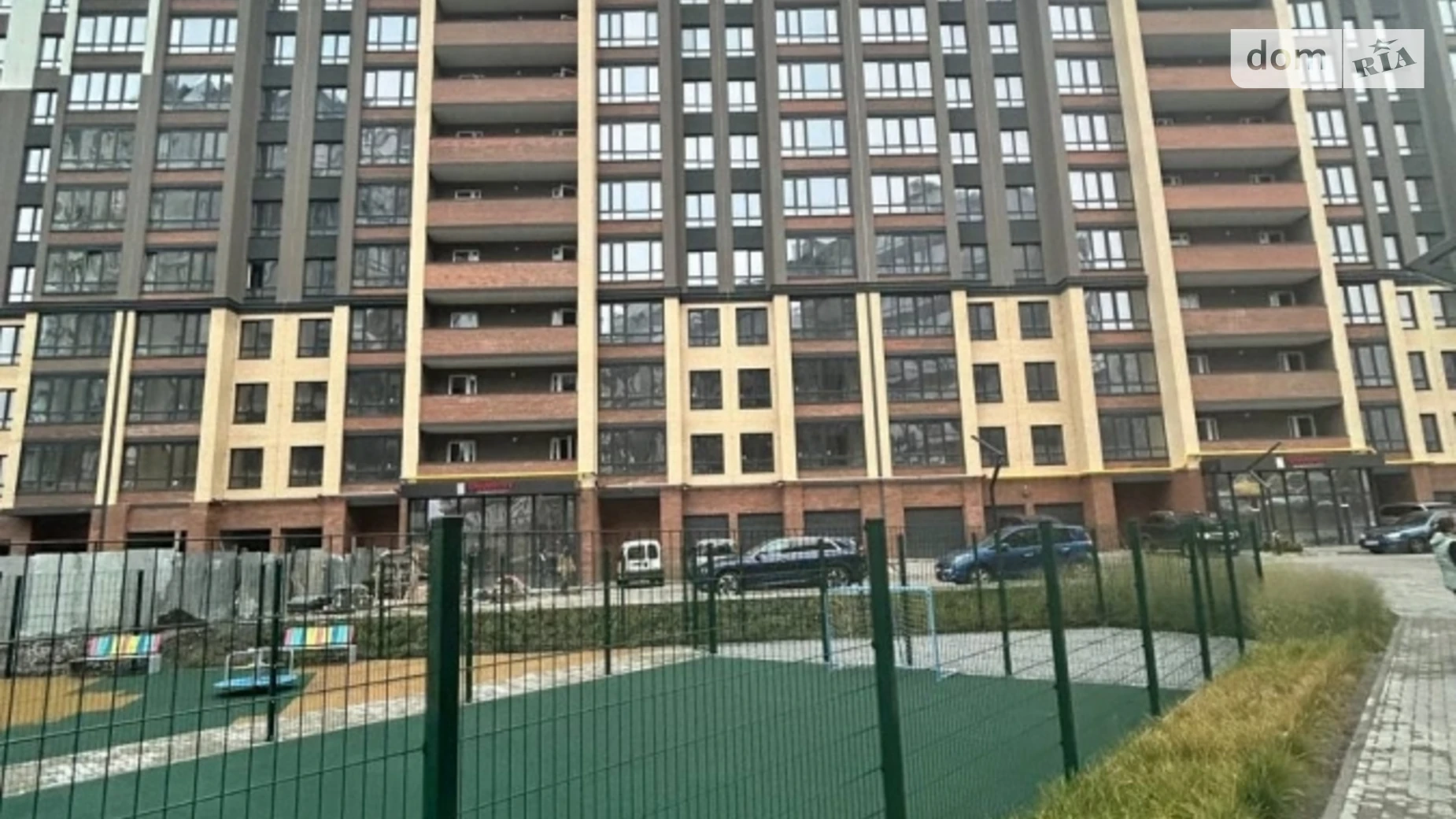 Продается 1-комнатная квартира 47 кв. м в Житомире, ул. Домбровского, 3 - фото 2