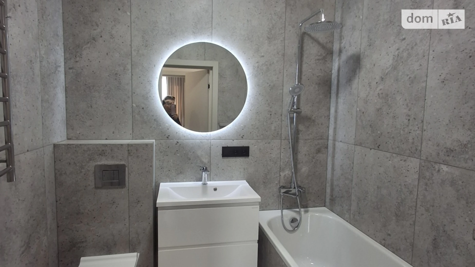 Продается 2-комнатная квартира 54 кв. м в Ровно, ул. Николая Боголюбова, 1 - фото 4