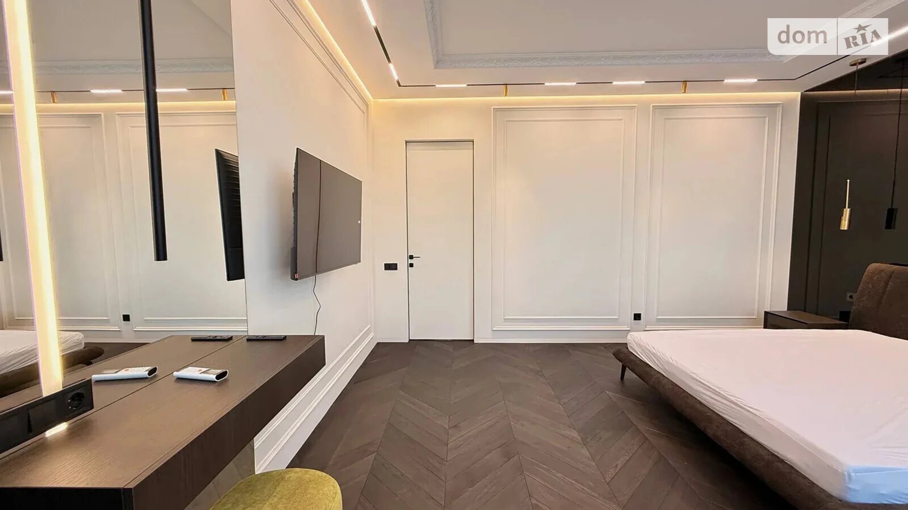 Сдается в аренду 2-комнатная квартира 112 кв. м в Ивано-Франковске, вул. Гетьмана Ивана Мазепы - фото 2