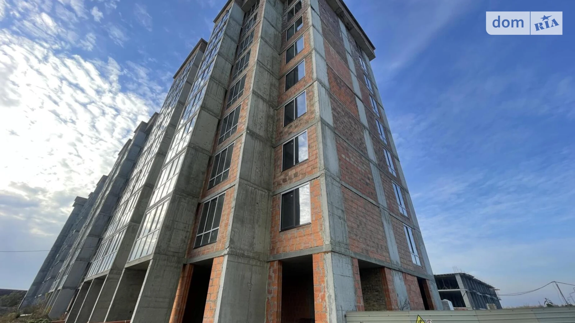 1-комнатная квартира 41 кв. м в Тернополе, ул. Микулинецкая - фото 2