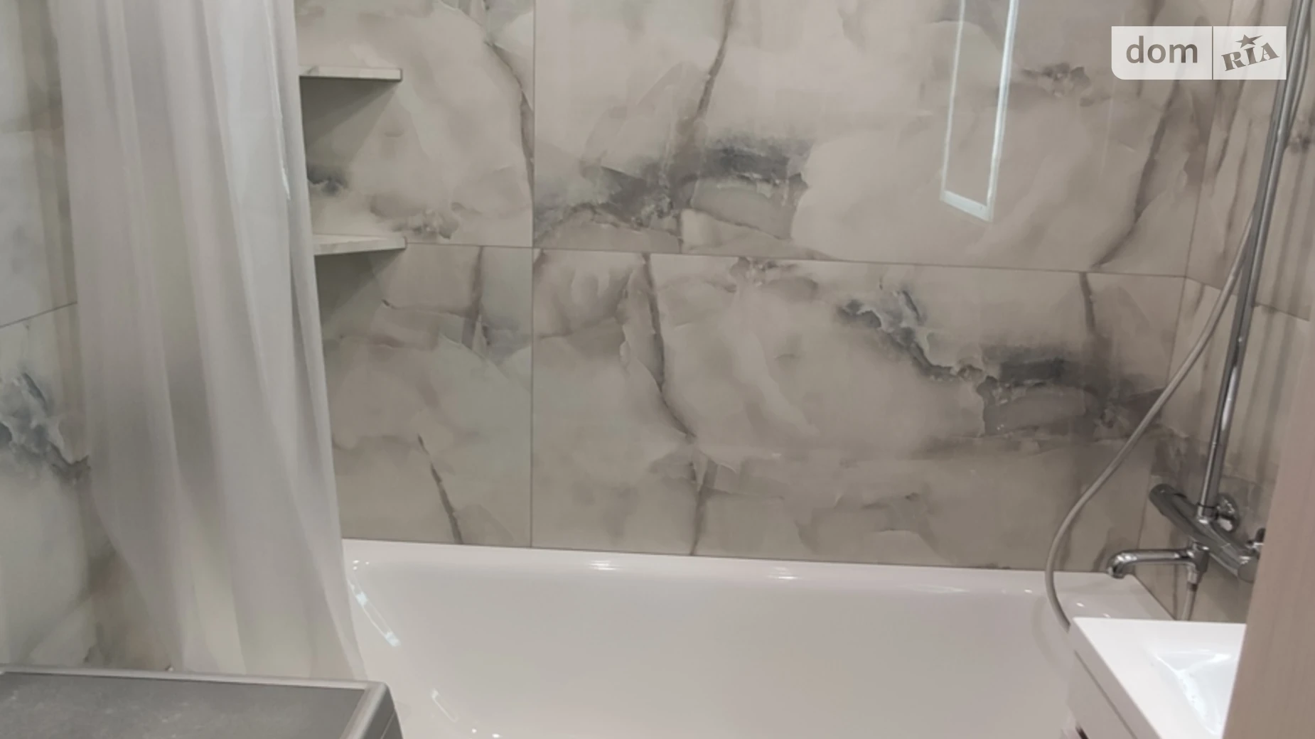 Сдается в аренду 4-комнатная квартира 81.56 кв. м в Киеве, ул. Прилужная, 14 - фото 3