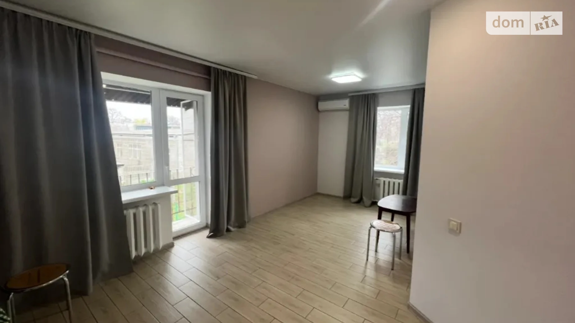 Продается 1-комнатная квартира 45.8 кв. м в Слобожанском, ул. Тепличная - фото 2