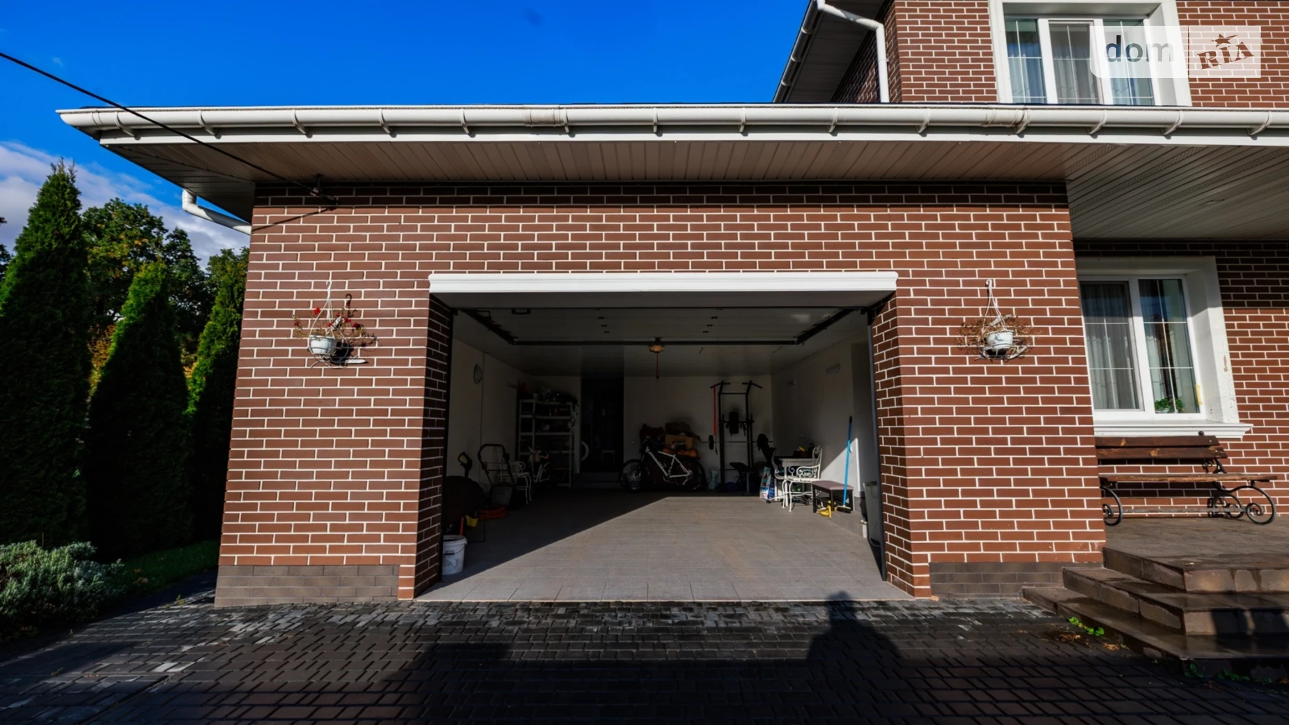 Продается дом на 2 этажа 253 кв. м с верандой, цена: 290000 $ - фото 3