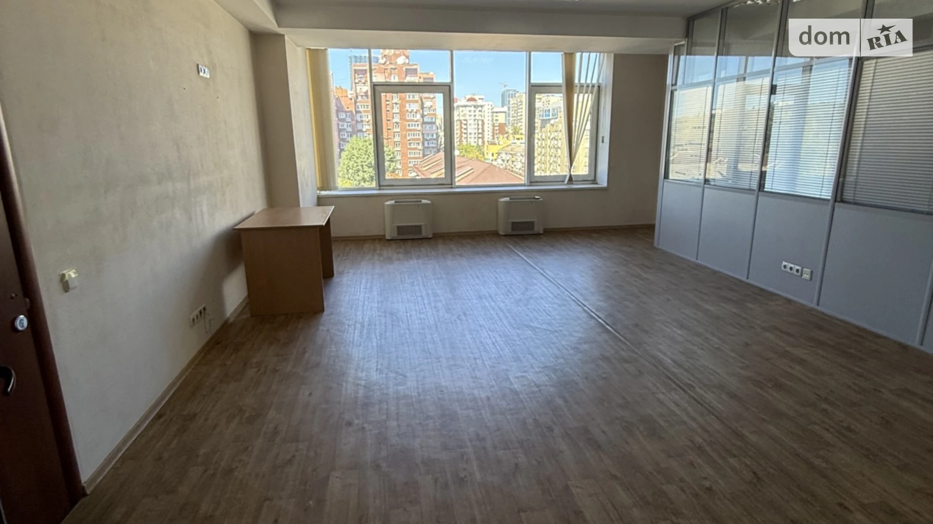 Сдается в аренду офис 165 кв. м в бизнес-центре, цена: 110000 грн - фото 3