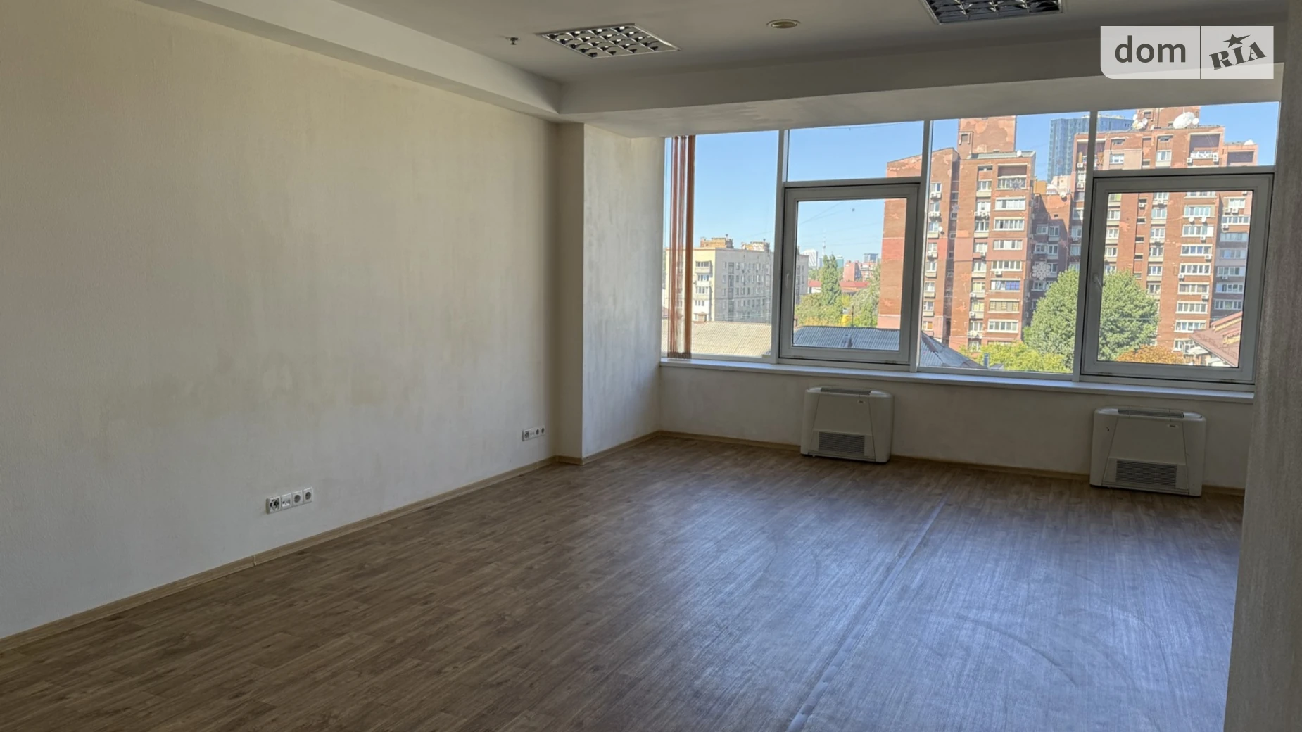 Сдается в аренду офис 165 кв. м в бизнес-центре, цена: 110000 грн - фото 2