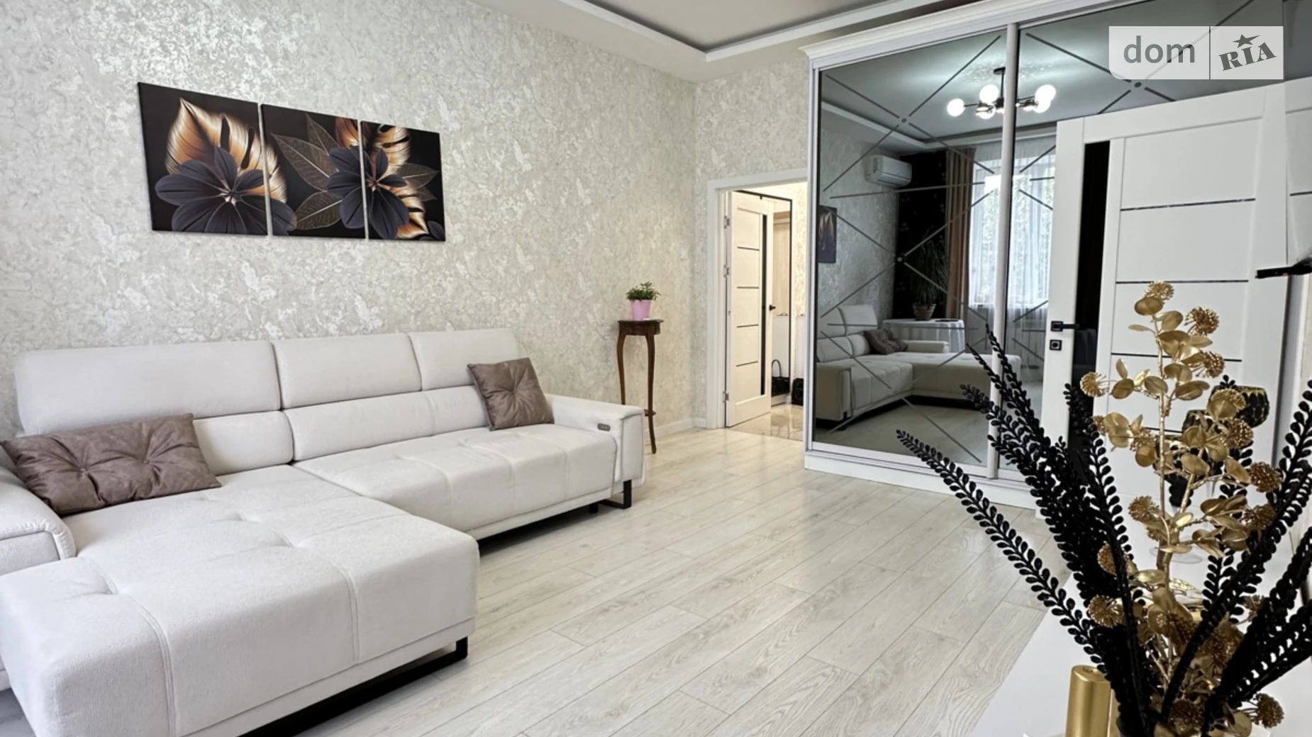 Продається 3-кімнатна квартира 60 кв. м у Одесі, вул. Новосельського, 32 - фото 2