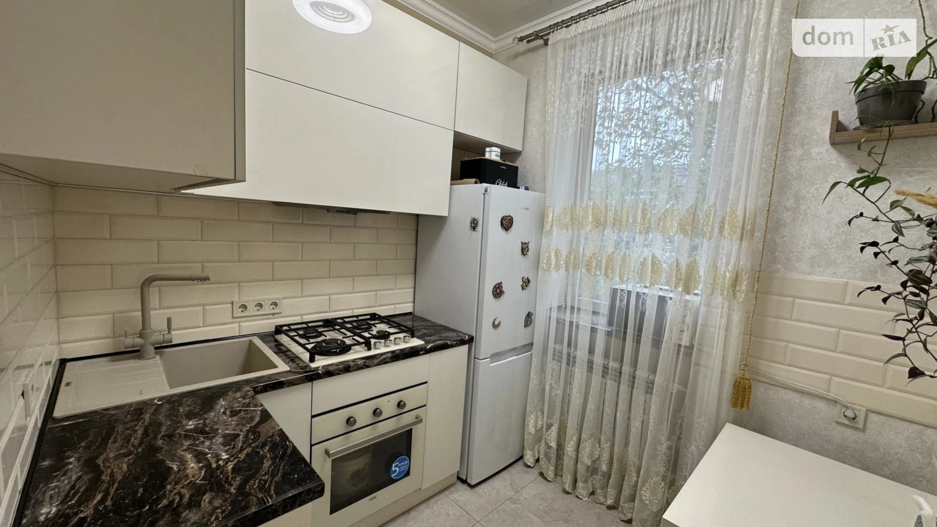 Продається 3-кімнатна квартира 60 кв. м у Одесі, вул. Новосельського, 32 - фото 4