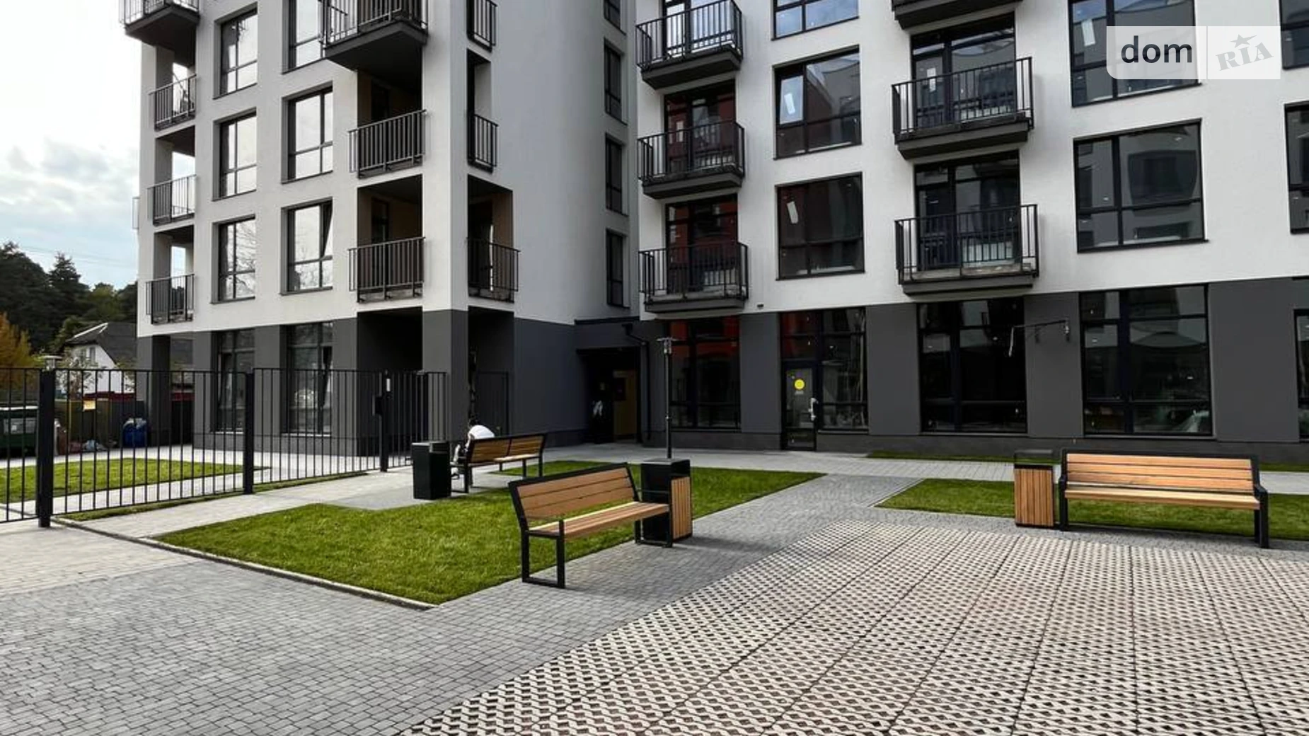 Продается 2-комнатная квартира 64.2 кв. м в Брюховичах, ул. Широкая, 22В - фото 2