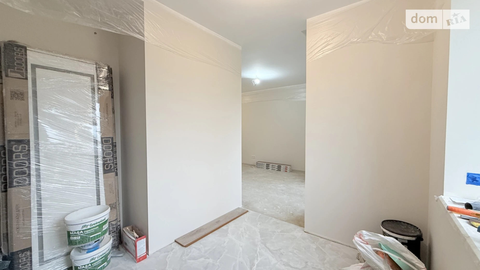 Продается 1-комнатная квартира 34 кв. м в Ужгороде, ул. Богомольца, 17 - фото 2