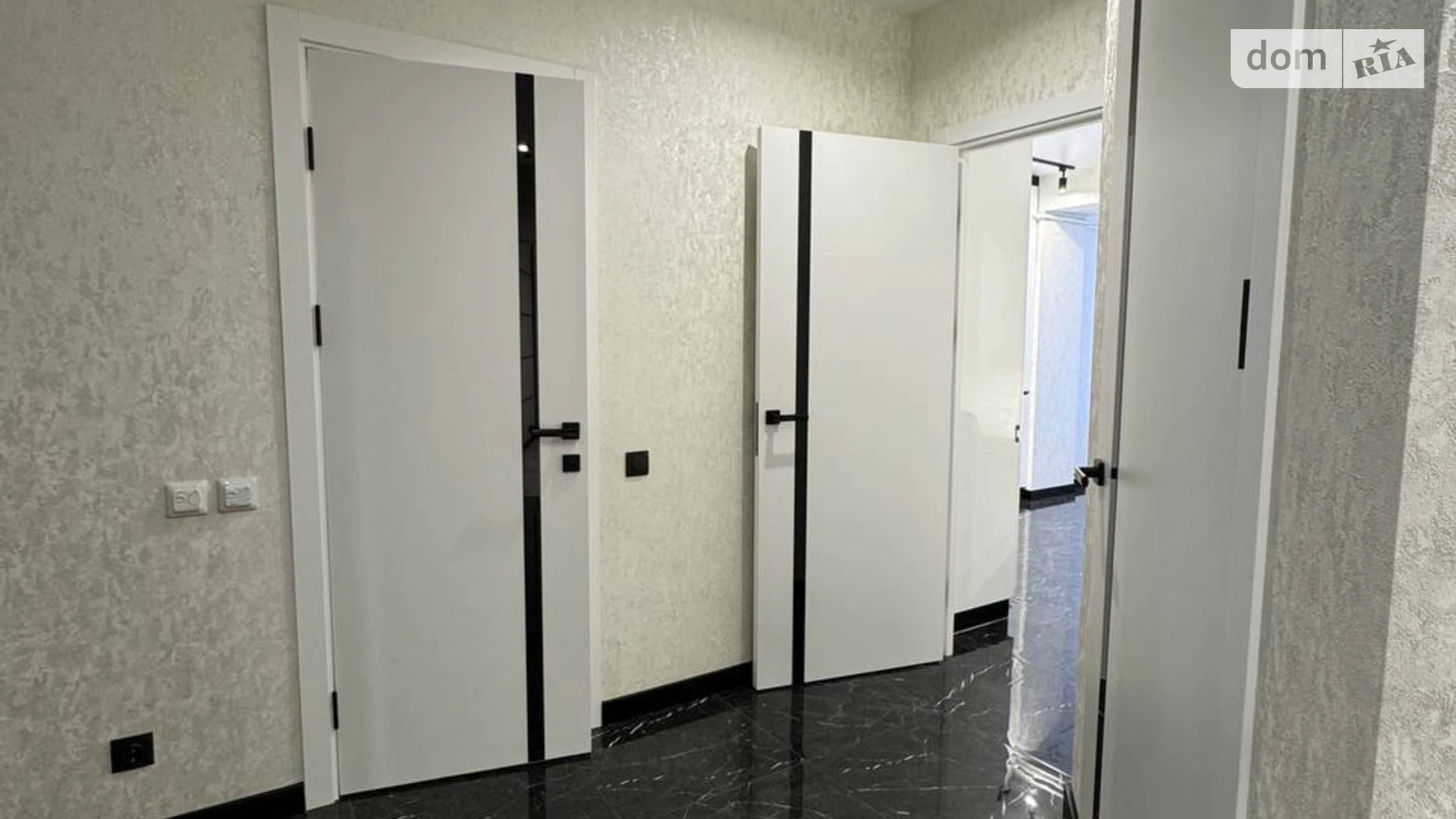 Продается 2-комнатная квартира 67 кв. м в Хмельницком, Винницкое шоссе, 1/3А - фото 3