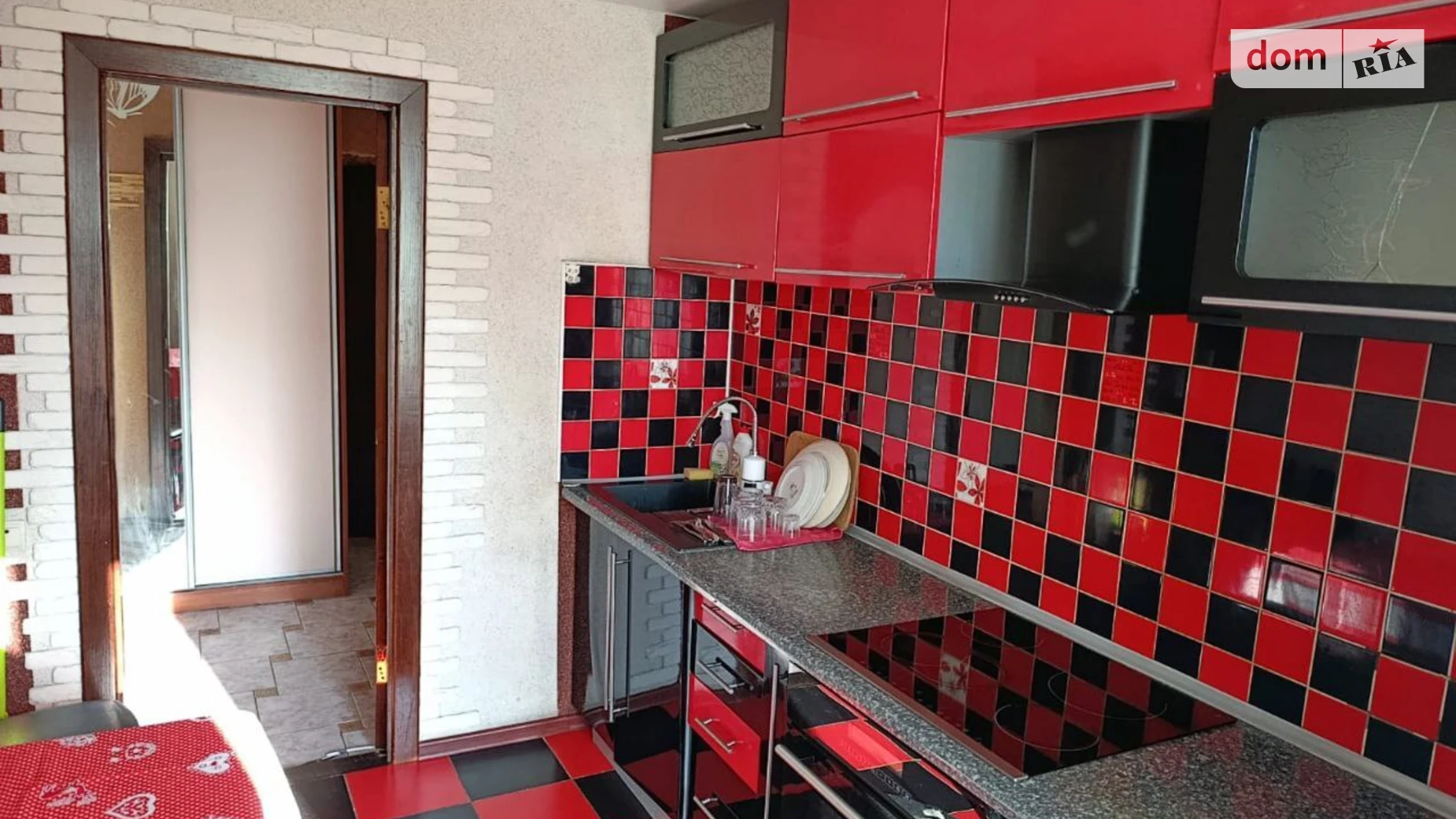 Сдается в аренду 3-комнатная квартира 65 кв. м в Ровно, ул. Киевская, 46 - фото 2