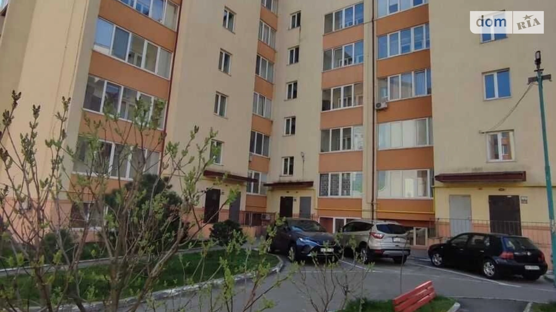 Продается 2-комнатная квартира 74.8 кв. м в Ровно, ул. Дворецкая, 48 - фото 3