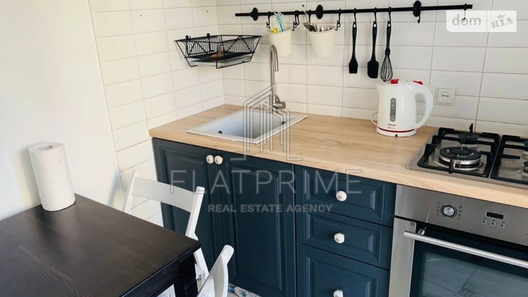 Продается 1-комнатная квартира 38 кв. м в Киеве, ул. Юрия Ильенко, 18 - фото 2