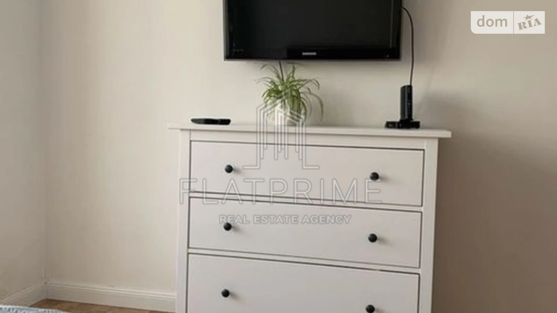 Продается 1-комнатная квартира 38 кв. м в Киеве, ул. Юрия Ильенко, 18 - фото 4