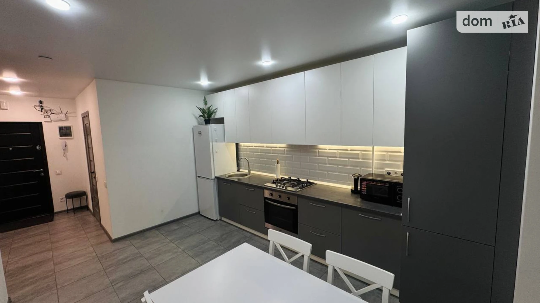 Сдается в аренду 1-комнатная квартира 50 кв. м в Днепре, ул. Набережная Победы, 42П - фото 4