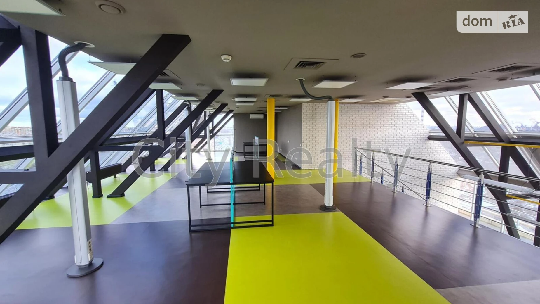 Сдается в аренду офис 294.1 кв. м в бизнес-центре, цена: 4411 $ - фото 3